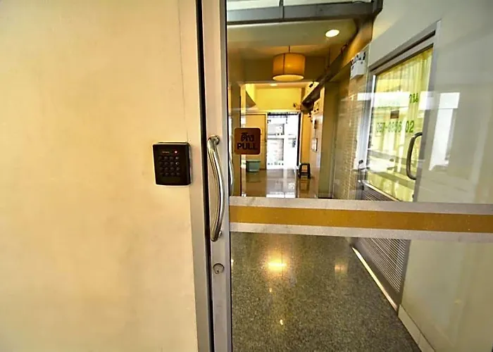 Modern Place Hotel 2*